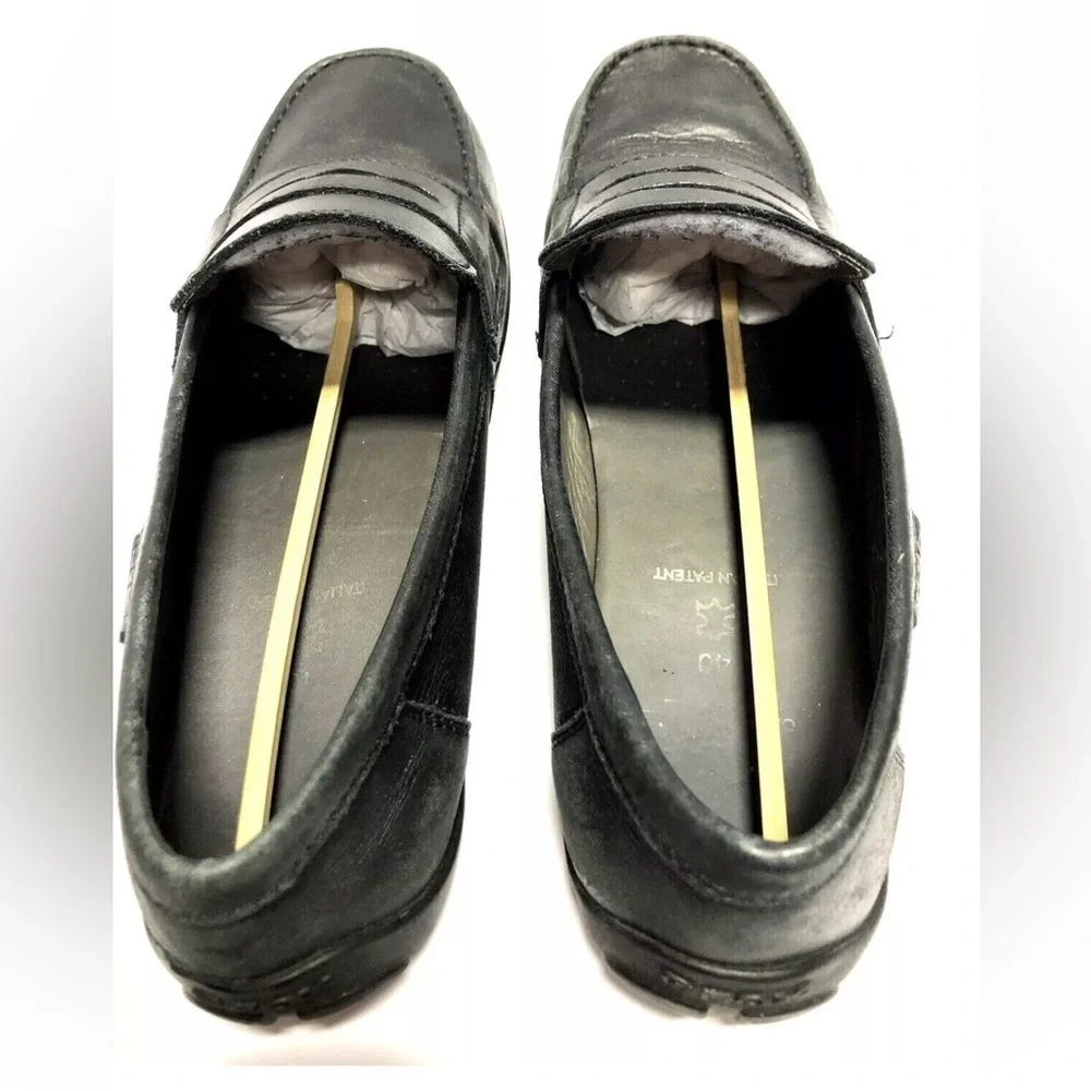 Geox Big Kids’ J New Fast, Black Slip-On Shoes, Boys’ Size 6.5M
